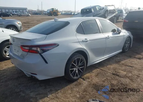 2022 Toyota Camry Se Awd z USA, uszkodzony, nr VIN 4T1T11BK4NU062687